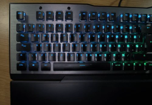 Roccat Vulcan Easy-Shift Key