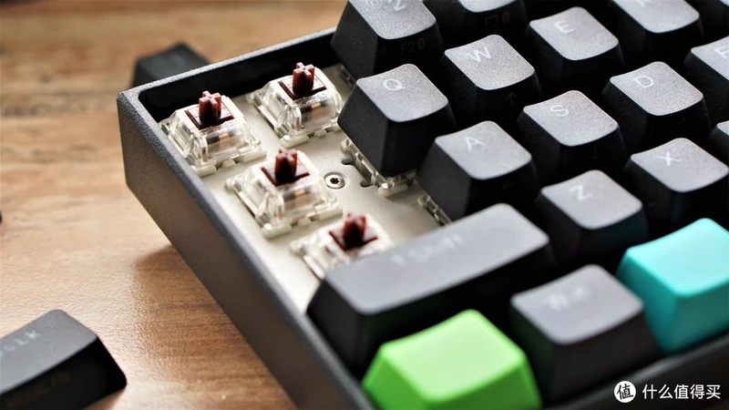 谁说小键盘没有方向键， Anne Pro 2给你不一样的感觉