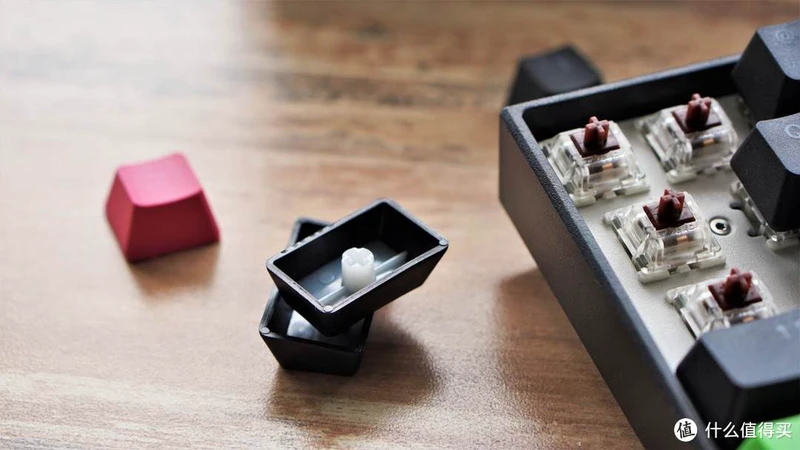 谁说小键盘没有方向键， Anne Pro 2给你不一样的感觉
