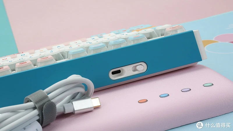 SKYLOONG小呆虫GK87 pro V2机械键盘评测:彩屏升级,功能更强